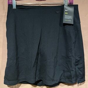 Nike Dry Sport Skirt w/ built in shorts